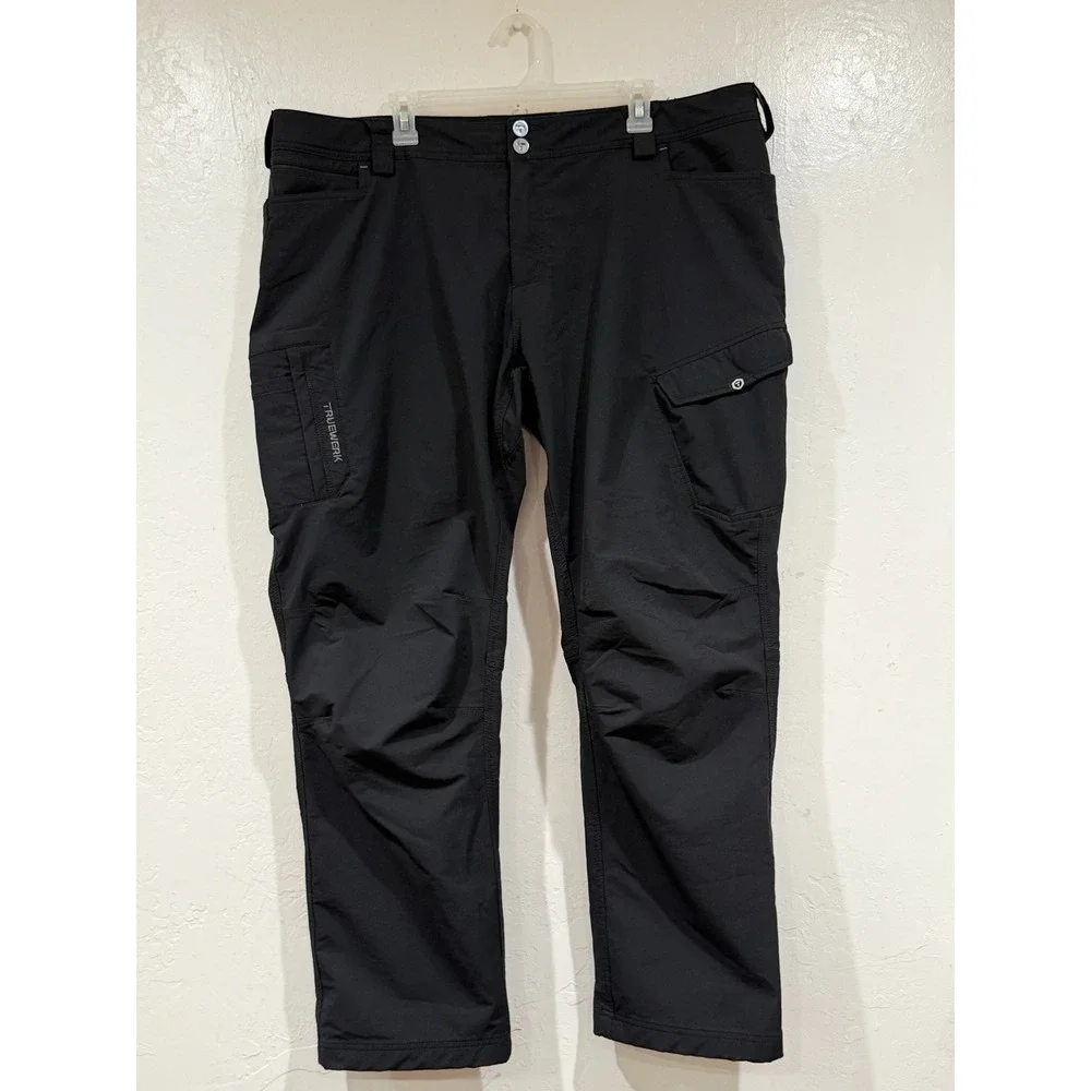 Truewerk T2 Werkpant Mens 42x30 Black Technical Cargo Work Pants Water Resistant